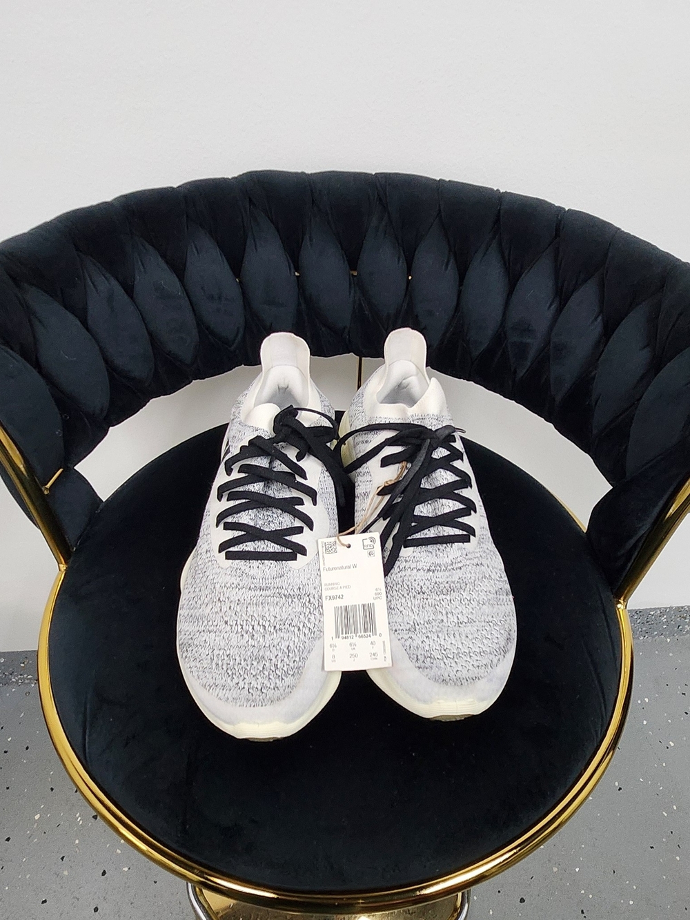 NWT Adidas Futurenatural Primeknit Running Shoes White Grey Size 8